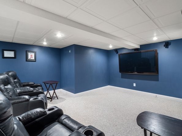141 Deerfield Ln, Hanover MA 02339