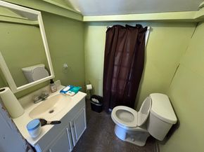 18 Sutton Ave, Oxford MA 01540