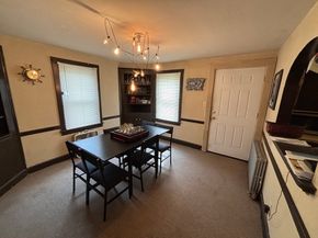 18 Sutton Ave, Oxford MA 01540
