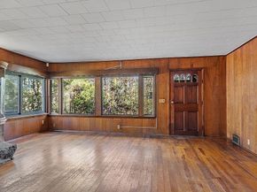 240 Barre Rd, Phillipston MA 01331