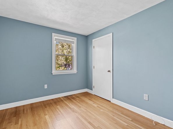 3 Keith Rd, Wayland MA 01778