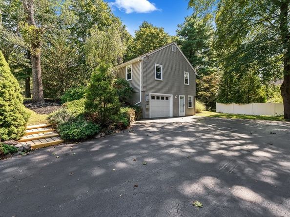 3 Keith Rd, Wayland MA 01778