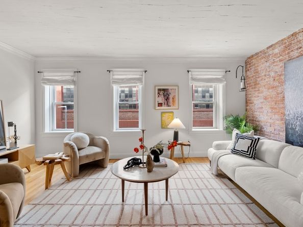 156 Prince St 11, Boston MA 02113