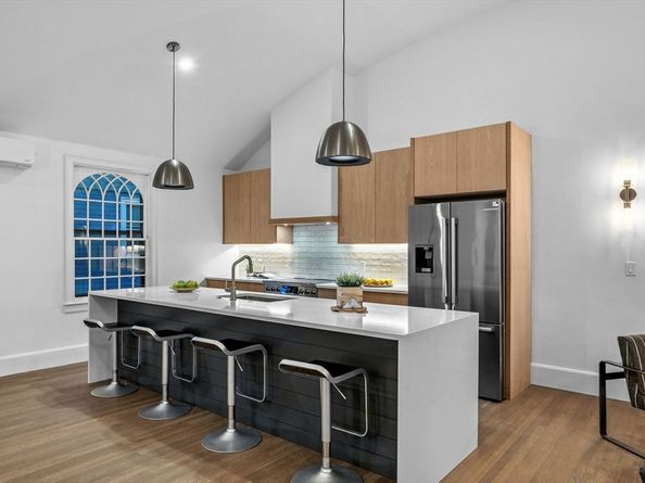 132 Elm Street, Marblehead MA 01945