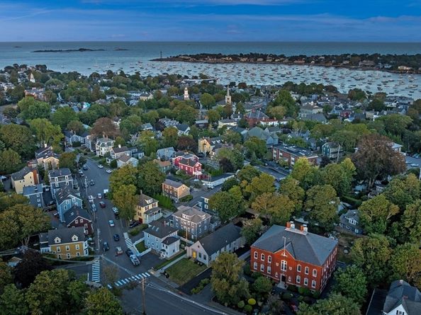132 Elm Street, Marblehead MA 01945