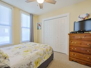 2 Courtview Ln 2, Westford MA 01886