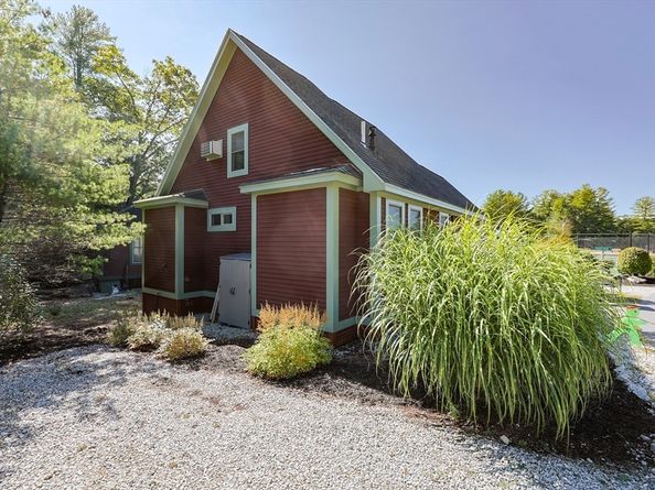 2 Courtview Ln 2, Westford MA 01886