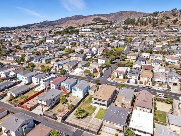 737 Baden Avenue, South San Francisco CA 94080