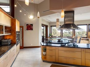 27500 La Vida Real, Los Altos Hills CA 94022