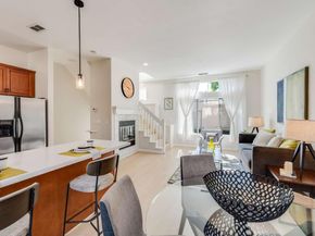 979 Pinto Palm Terrace 45, Sunnyvale CA 94087