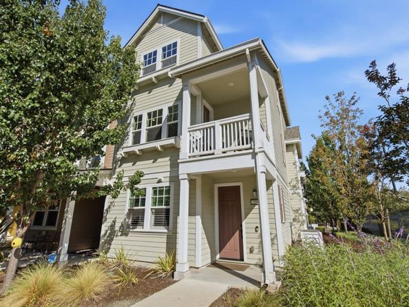 350 Circuit Way, Mountain View CA 94043