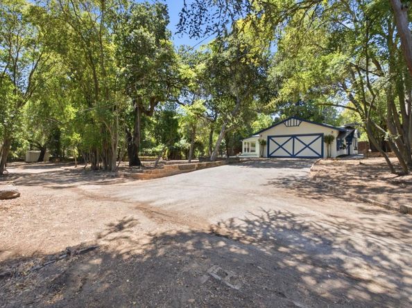 2033 San Carlos Avenue, San Carlos CA 94070