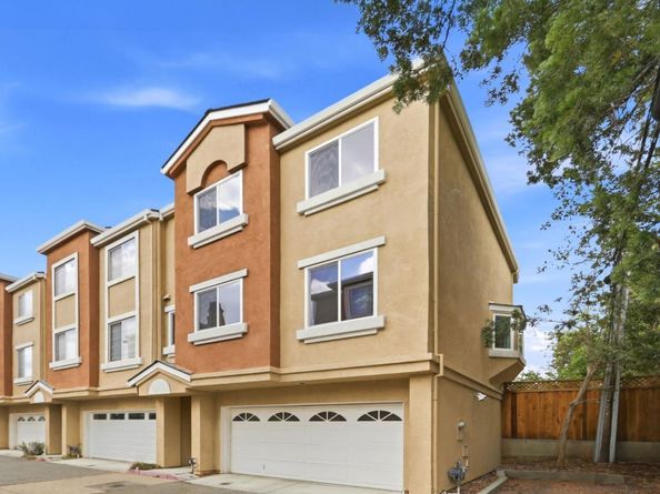 7371 Rainbow Drive, Cupertino CA 95014
