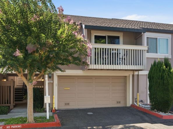 1327 Merrivale West Square, San Jose CA 95117