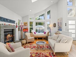 108/811 Clark/Pelton, Santa Cruz CA 95060