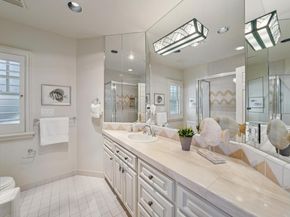 941 Berry Avenue, Los Altos CA 94024