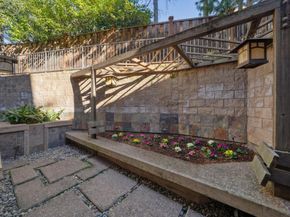 941 Berry Avenue, Los Altos CA 94024