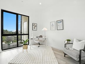 889 McLellan Drive 303, South San Francisco CA 94080