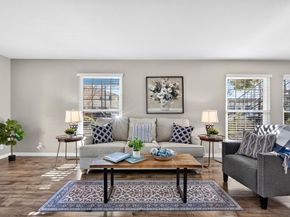 1910 Mount Vernon Court 10, Mountain View CA 94040