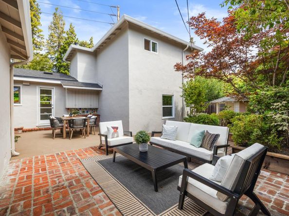 1711 Guinda Street, Palo Alto CA 94303