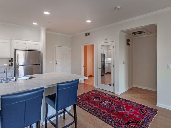 21 N 2nd Street 303, Campbell CA 95008