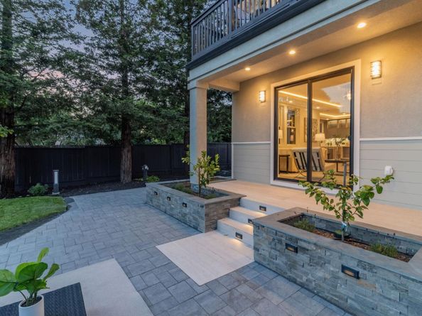 1066 Larch Avenue, Moraga CA 94556