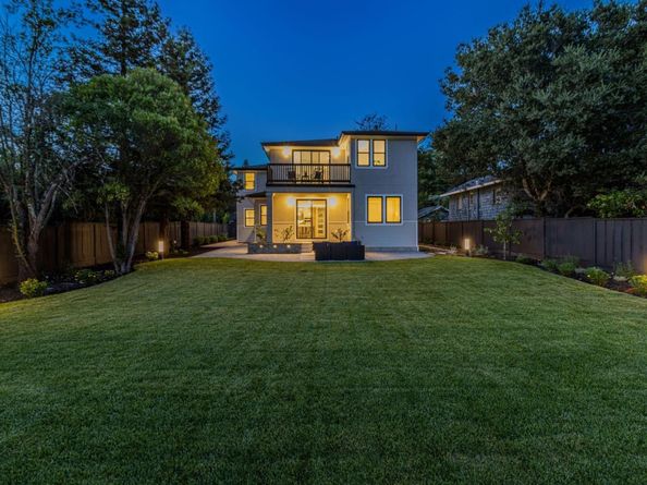 1066 Larch Avenue, Moraga CA 94556