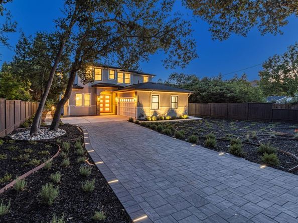 1066 Larch Avenue, Moraga CA 94556