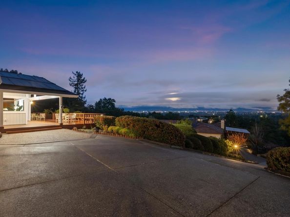 21193 Michaels Drive, Saratoga CA 95070