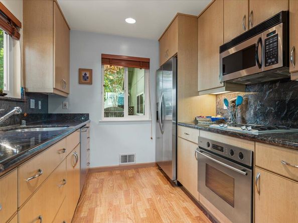 950 Boranda Avenue 9, Mountain View CA 94040