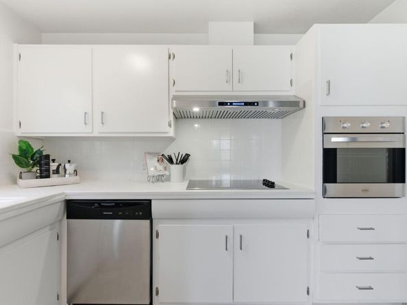 1322 Southgate Avenue, Daly City CA 94015