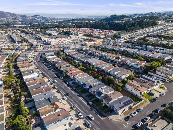 1322 Southgate Avenue, Daly City CA 94015