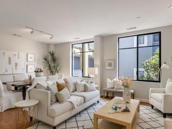 800 High Street 216, Palo Alto CA 94301