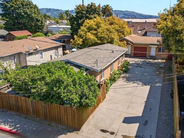 20 Gonda Street, Royal Oaks CA 95076