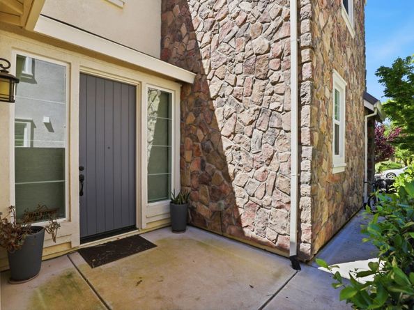 154 Sandpiper Way, Gilroy CA 95020
