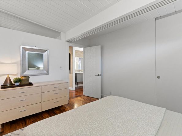 3036 Atwater Drive, Burlingame CA 94010