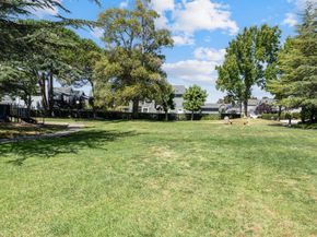 26 Binnacle Lane, Foster City CA 94404