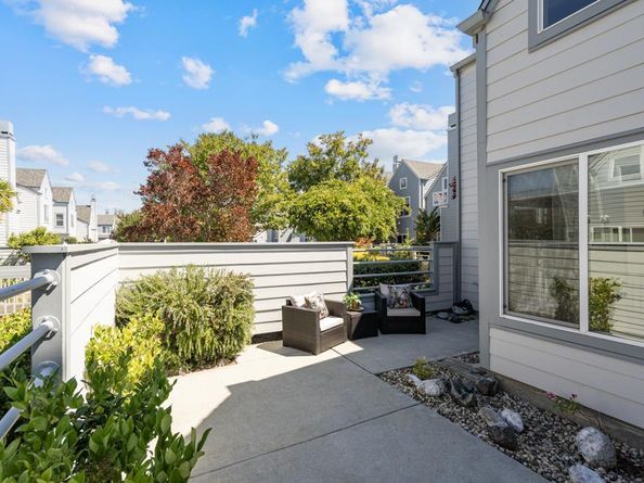 26 Binnacle Lane, Foster City CA 94404