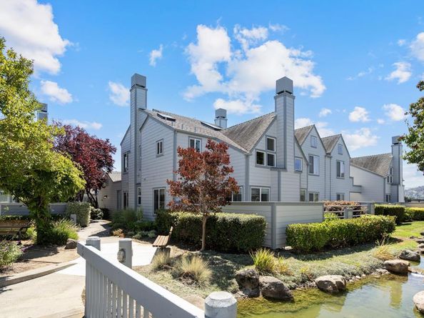 26 Binnacle Lane, Foster City CA 94404