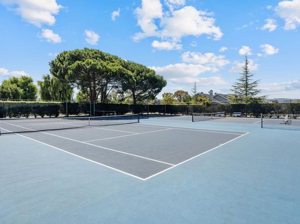 26 Binnacle Lane, Foster City CA 94404