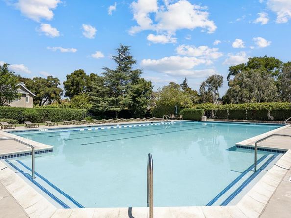 26 Binnacle Lane, Foster City CA 94404