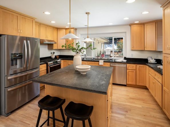 6932 Freedom Boulevard, Aptos CA 95003