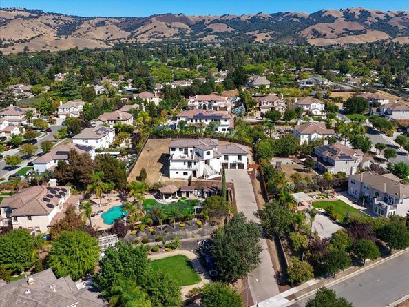 5310 Rachaella Lane, San Jose CA 95135