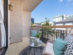 217 8th Avenue 203, San Mateo CA 94401