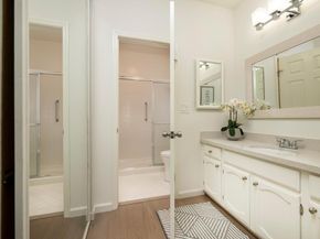 217 8th Avenue 203, San Mateo CA 94401