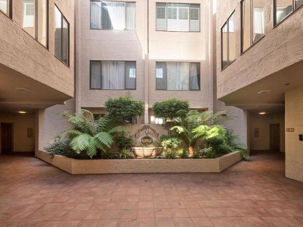 217 8th Avenue 203, San Mateo CA 94401