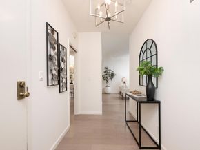 217 8th Avenue 203, San Mateo CA 94401