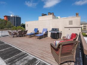 217 8th Avenue 203, San Mateo CA 94401