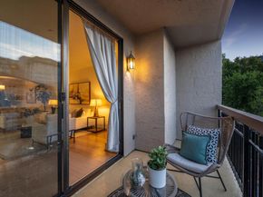 217 8th Avenue 203, San Mateo CA 94401