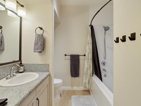 Undisclosed Address #ML82045621, San Jose CA 95128